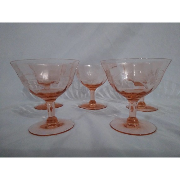 Pink depression glass sherbet flower etched stemware glasses (set of 5) - Picture 4 of 8